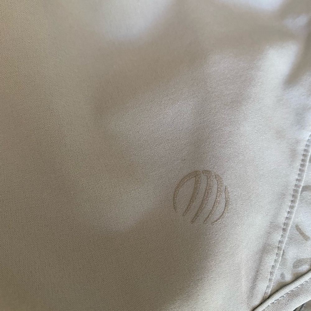 EUC MPG athletic short size xs in grey - Picture 8 of 9
